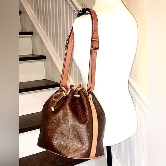 ETRO Milano Red Paisley Vachetta Leather Drawstring Bucket Shoulder Bag - Picture 4 of 16